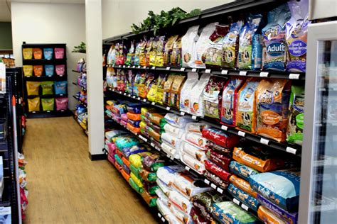 Pet Supply Store .